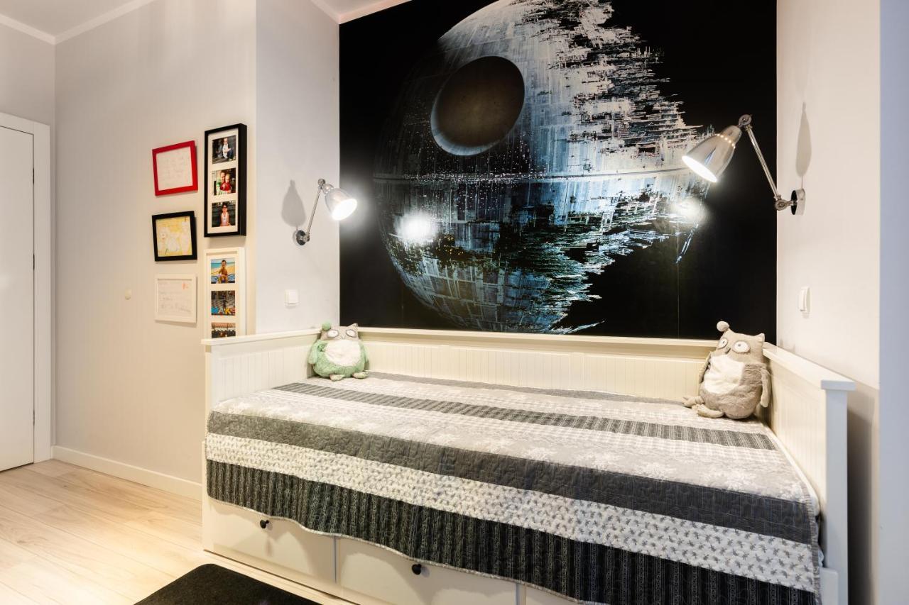 Elegant Business Accommodation With Parking - By Upstairs Cracóvia Exterior foto